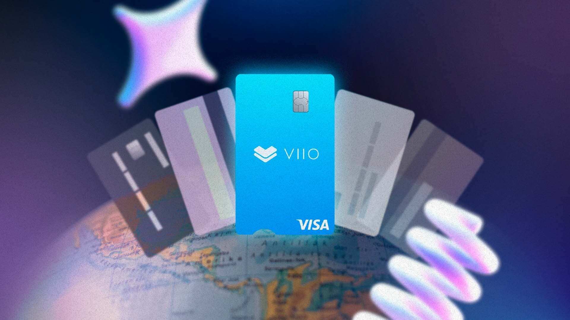 Person paying online with an international card from a phone in Colombia